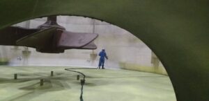 Revestimento para tanques de minério